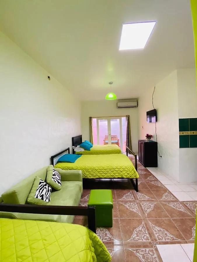 Gasthuis Zurisadai Hotel Puerto Ayora