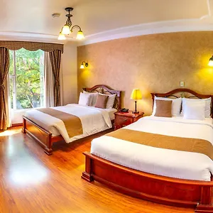 casa-aliso-hotel-boutique.hotelsquito.com/